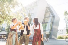 © harry's home München Moosach, Aussenansicht