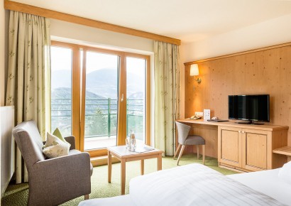© Hotel Zum Hirschen***